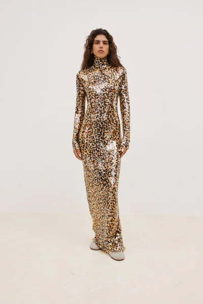 Look 15